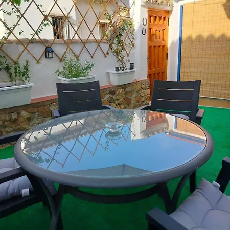 Casa Del Lilmonero - Cute Andalucian House 10m Walk To The Vakantiehuis *