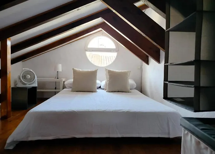 Сasa de vacaciones Casa Del Lilmonero - Cute Andalucian House 10m Walk To The